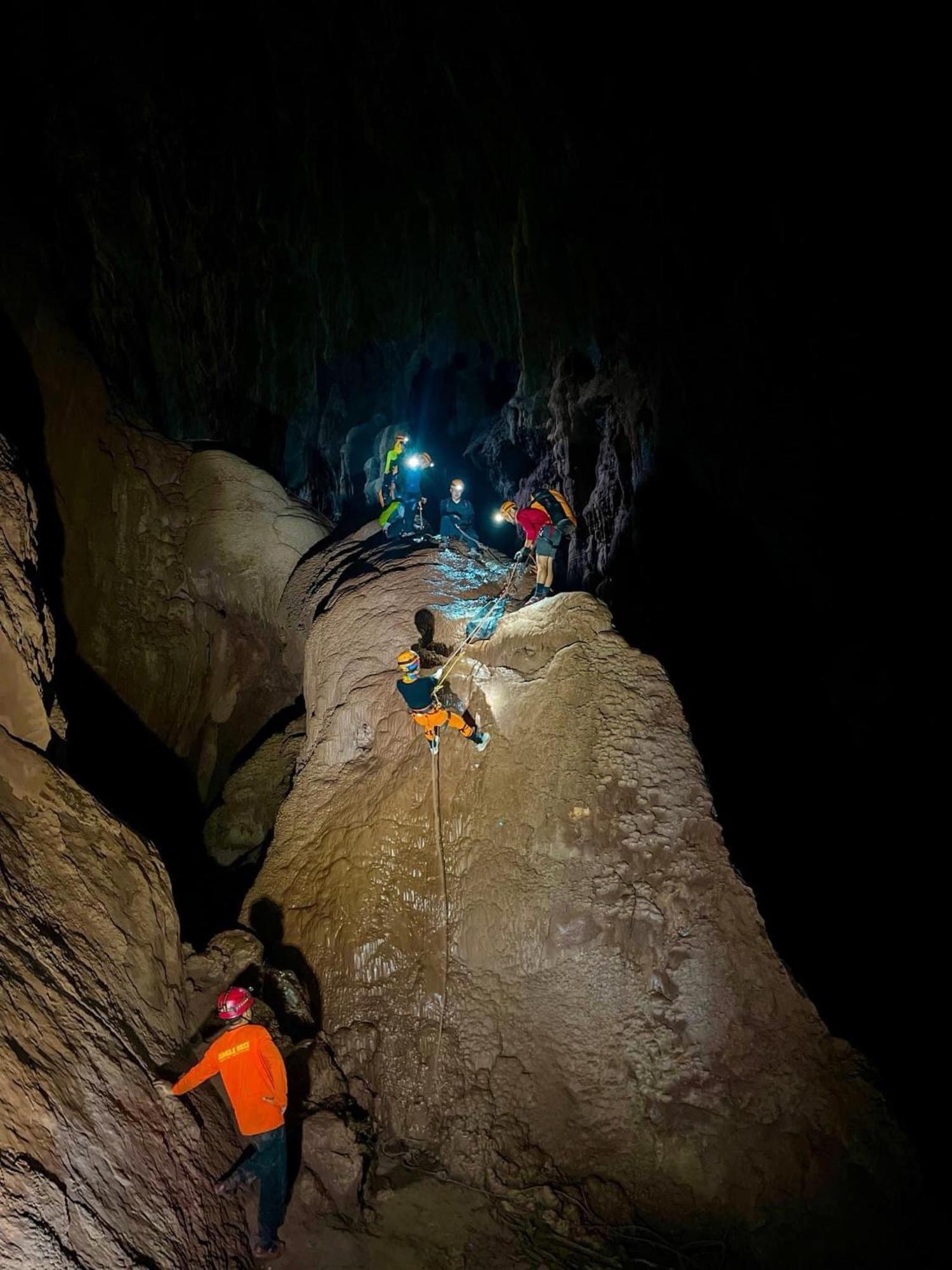 Phong Nha Dawn Home Bagian luar foto