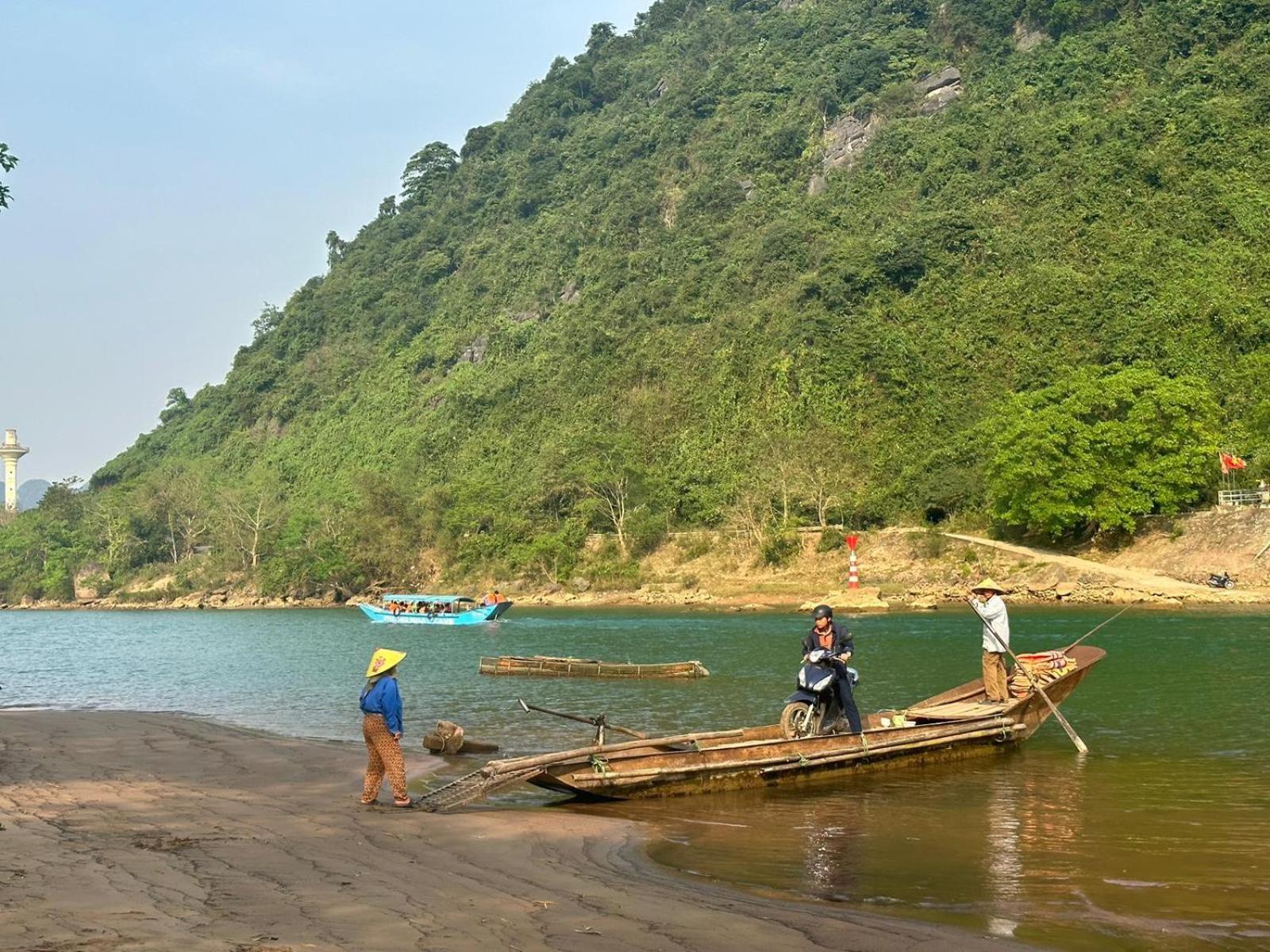 Phong Nha Dawn Home Bagian luar foto