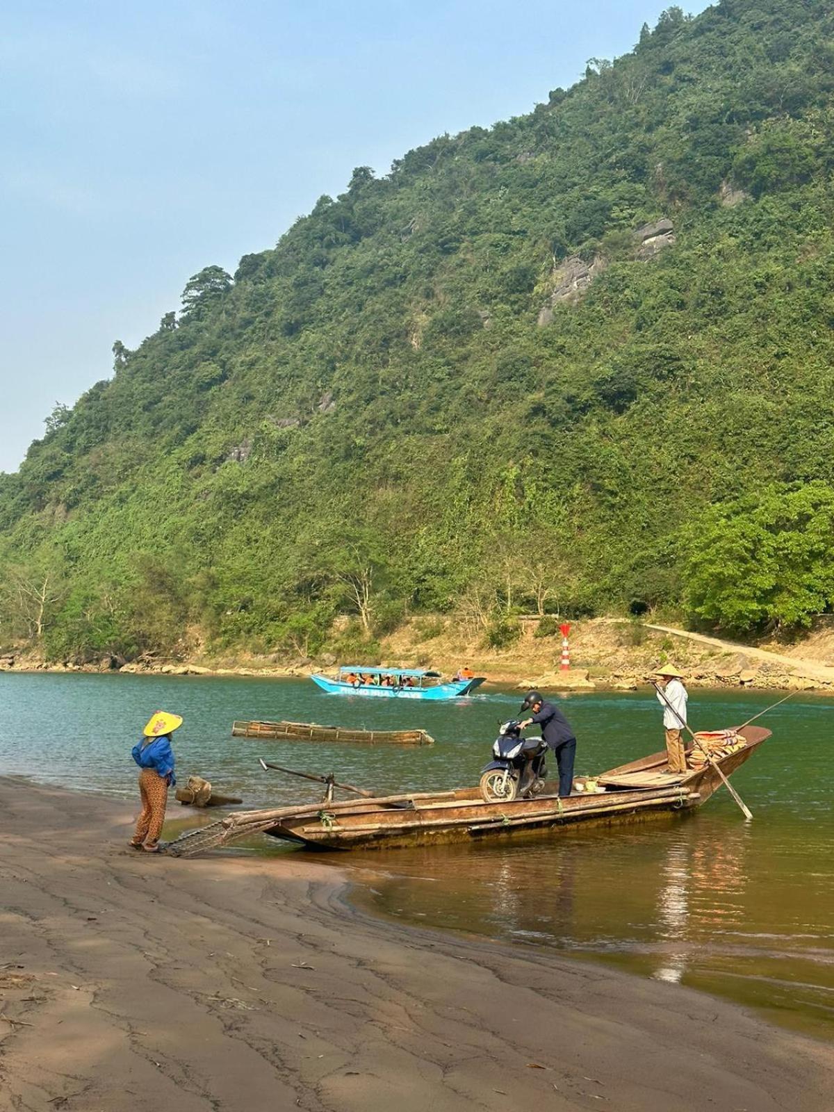 Phong Nha Dawn Home Bagian luar foto