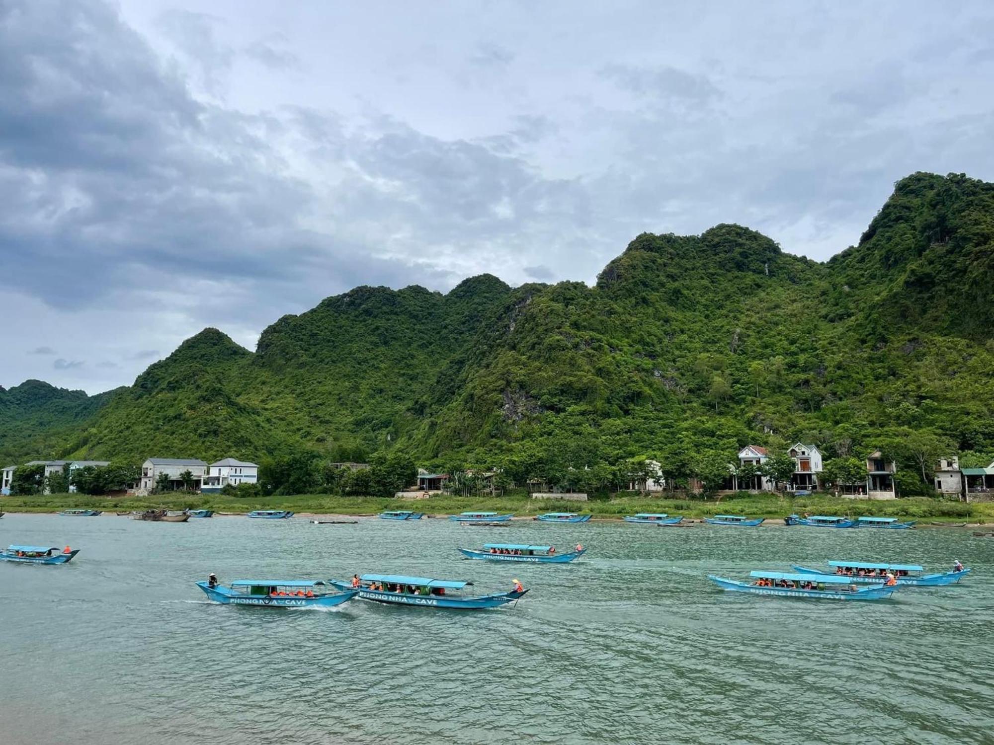 Phong Nha Dawn Home Bagian luar foto