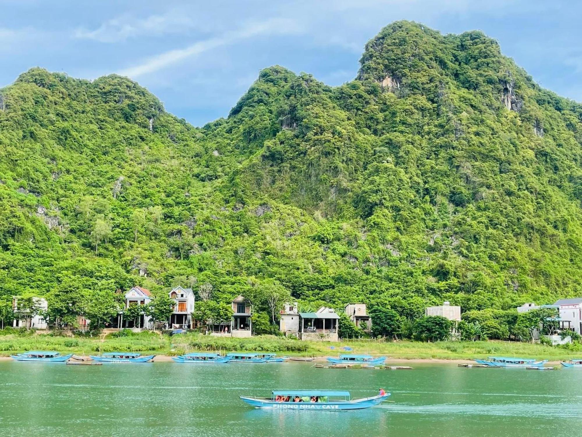Phong Nha Dawn Home Bagian luar foto